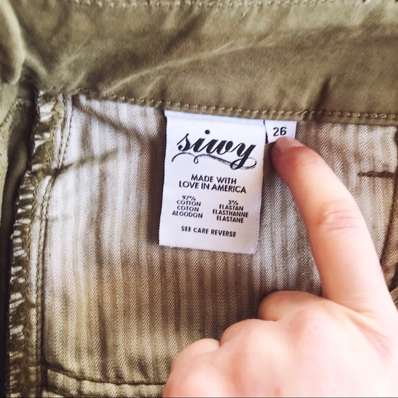 Siwy || Shorts - Picture 5 of 5